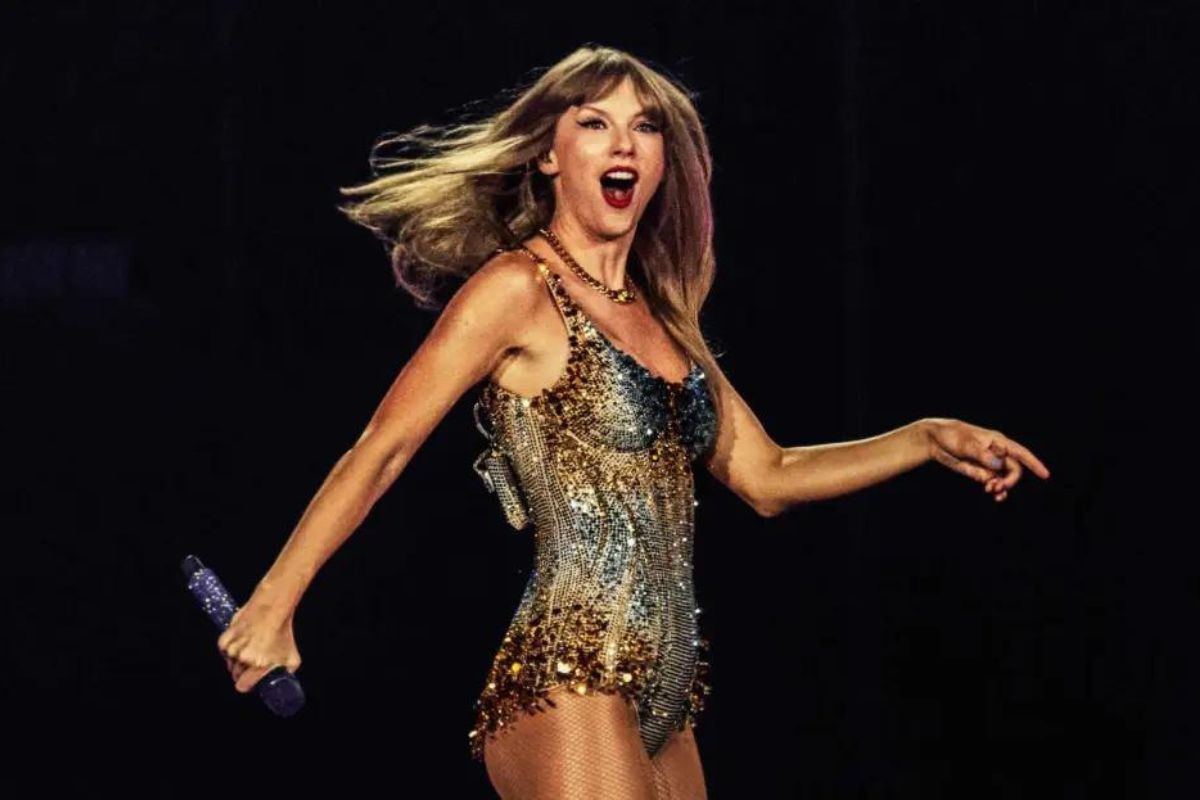 Yes, You Can Sing at the Taylor Swift Concert Film